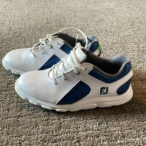Youth Footjoy golf shoes